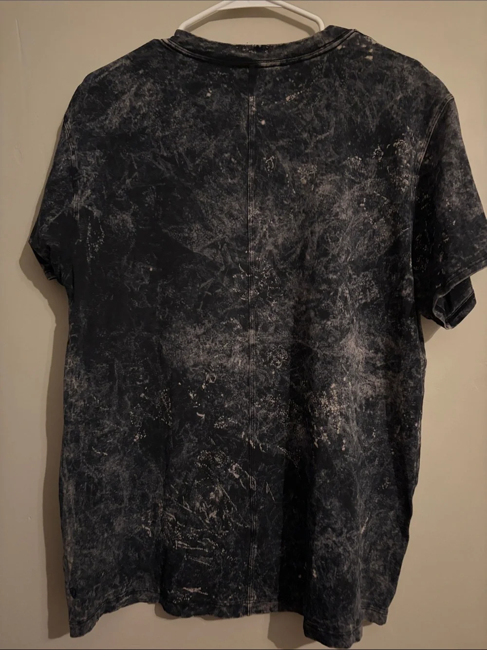 Lululemon Tee - Picture 2 of 5